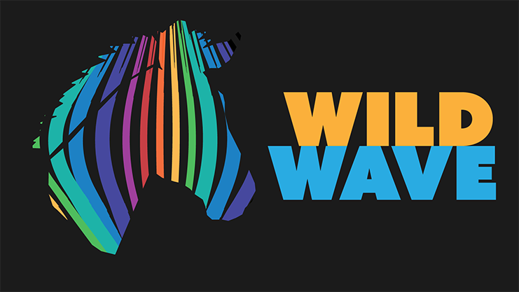 Clara Becker présente le visuel de l'appli musicale Wild Wave pour les artistes indépendants à Bordeaux